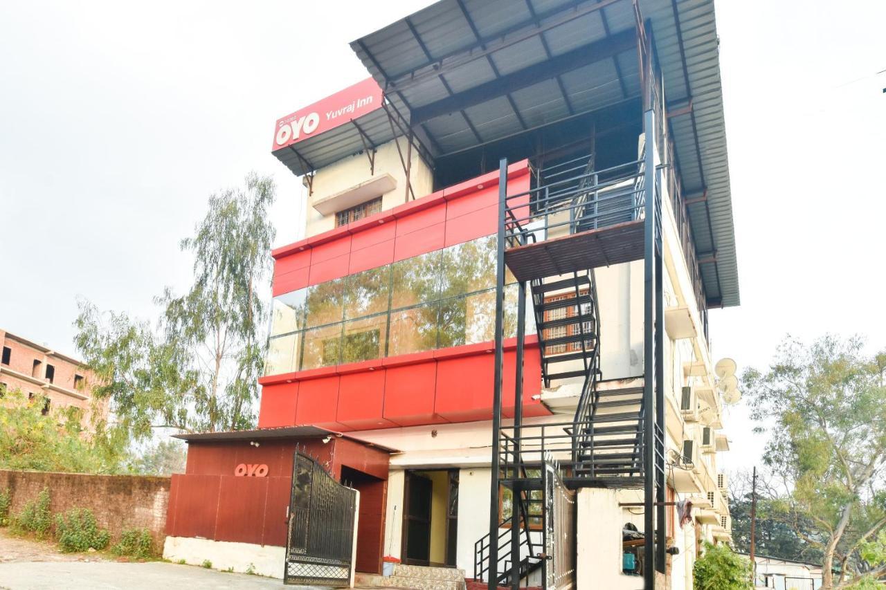 Oyo Flagship Yuvraj Inn Rajpur Exterior photo
